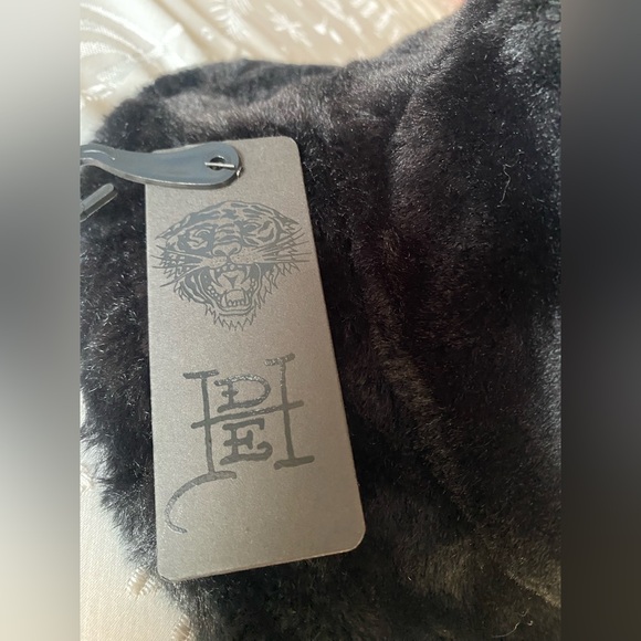 Ed Hardy Faux Black Fur Print Bucket Hat - Picture 4 of 5